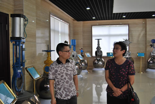 ζ^fϯŮʿ^ҹ˾һչd